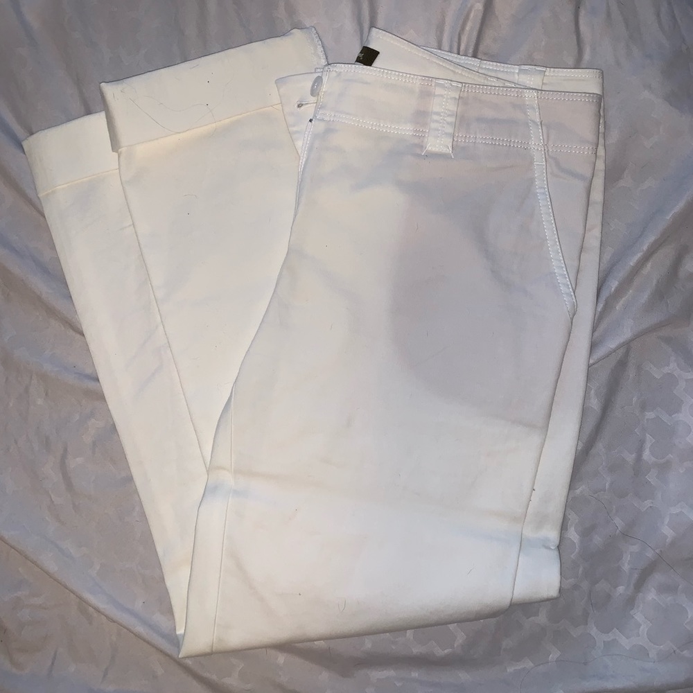 Tommy Bahama cropped white pants